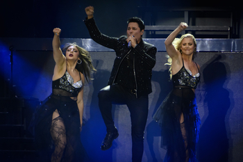 Chayanne 'torea' la Plaza de España de Sevilla con su música